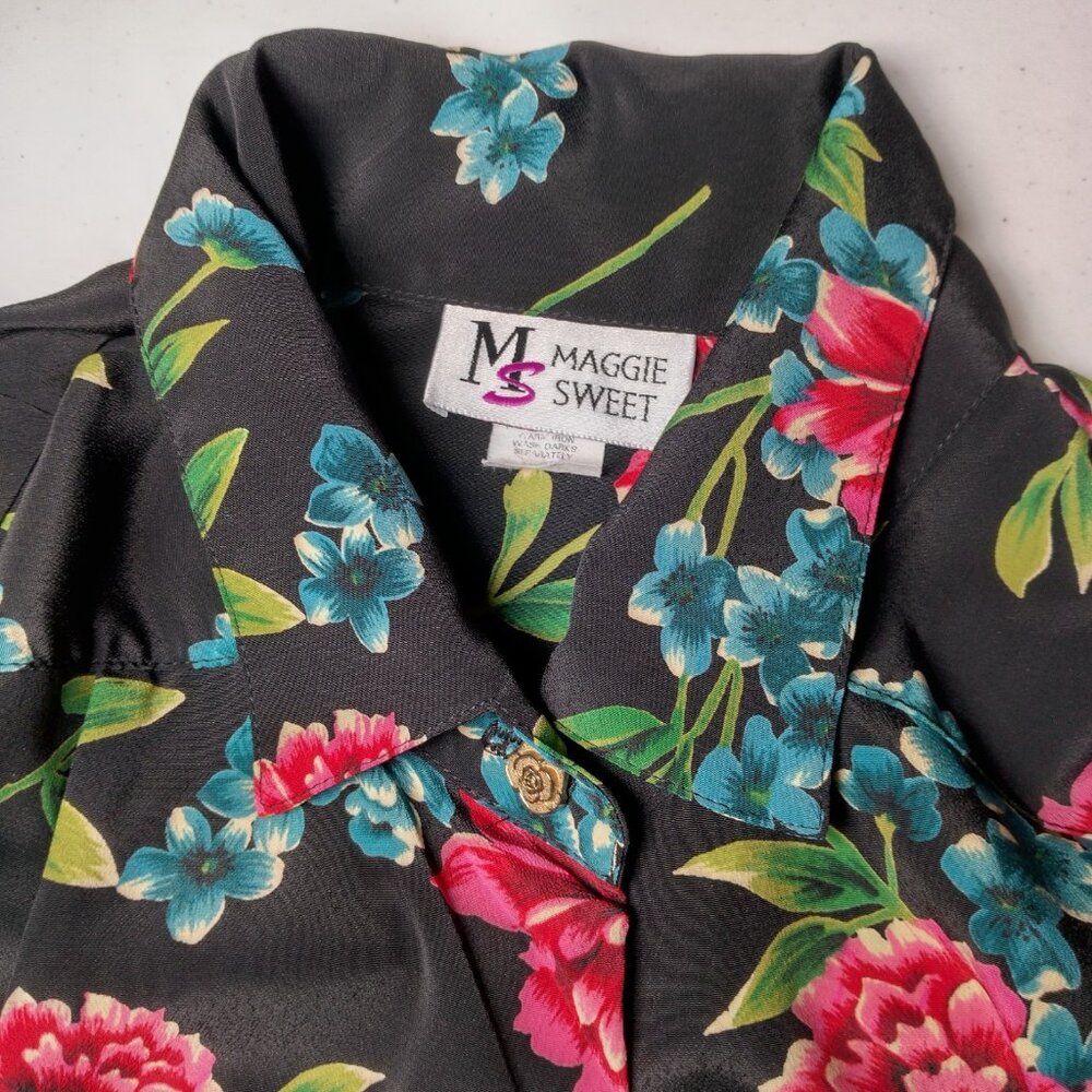 Vintage Maggie Sweet Blouse Plus Size 1X Black Floral Gold Flower Buttons - Picture 9 of 16